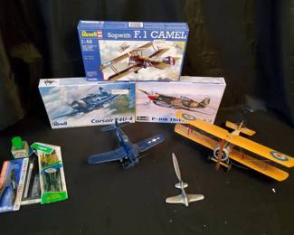 Airplane Model Lot NIB Revell Kits, Collectibles, Essential Modeling Supplies