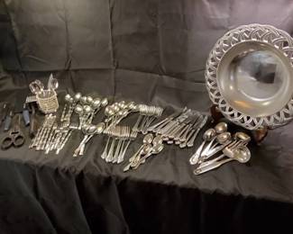 Kitchen Essentials Serveware Collection