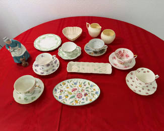 Lot 41: Vintage English & Irish Fine Porcelain Tea Set