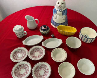 Lot 54: Whimsical Assorted Kitchen Ceramics