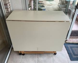 Large foldable table-open-72x39.5x34