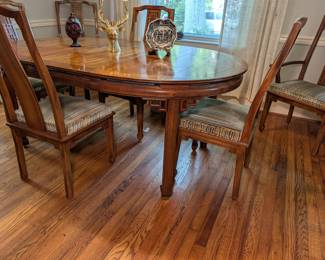Century Furniture Dining Table w/ Leaf and Chairs (6)