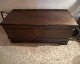 FURNITURE CEDAR CHEST