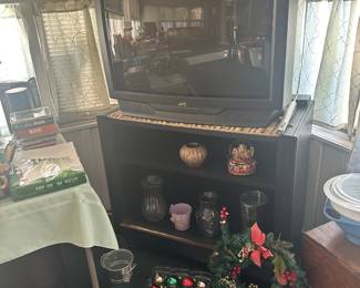 JVC TV AND TV STAND