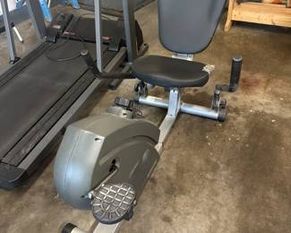 GARAGE RECUMBANT STATIONARY BIKE