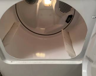 MAYTAGE DRYER OPEN