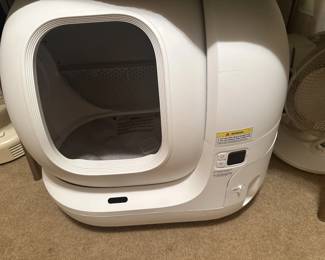 PETKIT AUTOMATIC CAT LITTER BOX