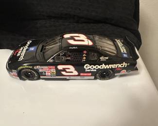 NASCAR DIE CAST METAL IV