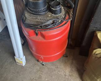 GARAGE SHOP VAC