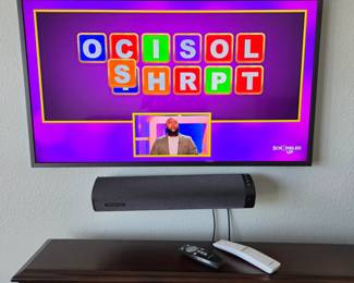 - Samsung 32" Smart TV with TOPVISION Soundbar & Remotes