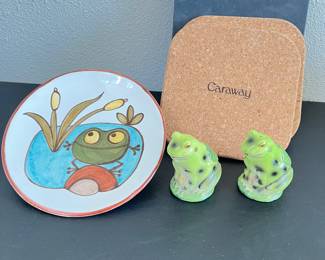 Collectable Frog Ceramic Plate - with Matching Salt Pepper Shakers, & Caraway Cork Coasters