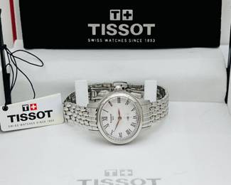  Ladies Tissot Swiss Quartz Wristwatch with Original Presentation Box