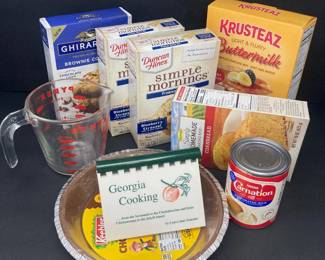 Baking Mixes/ Duncan Hines Simple Mornings Krusteaz Pie Crust Pyrex Measuring Cup Georgia Cooking Cookbook