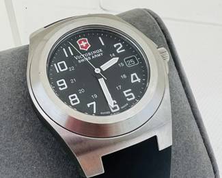 Victorinox Swiss Army Stainless Steel Wristwatch with Black Rubber Strap – 100 Meter Water Resistant