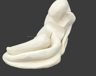-Signed Abstract Female Form Plaster Sculpture – Contemporary Modern Art 14"L