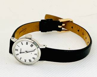 Vintage Seiko Ladies Quartz Watch Model 030929 with Black Lizard-Grain Strap