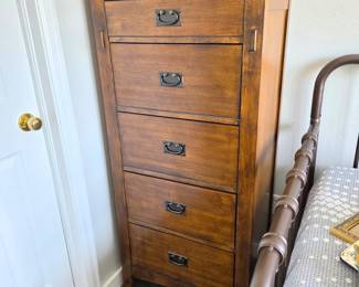 Mission Style Lingerie Chest of Drawers with Mirror, 5 Drawers & Hidden Storage Compartment