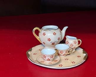 Maruyama "Made in Occupied Japan" Miniature Tea Set with Red Flowers and Gold Trim