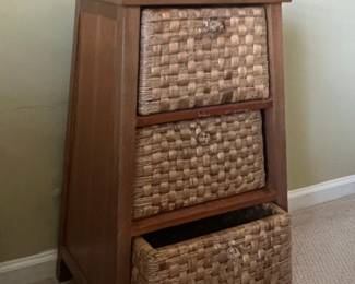 Wooden Side Table with 3 Woven Baskets