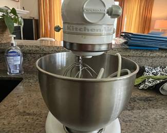 KitchenAid Artisan Stand Mixer