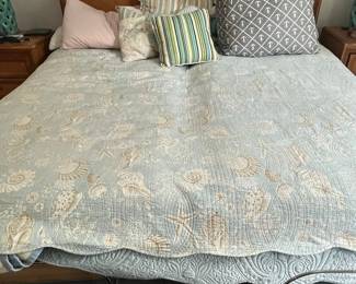 Coastal Seashell Quilt Set
