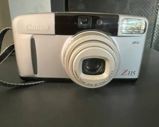 Canon Z115 AF Quartz Date 35mm Film Camera