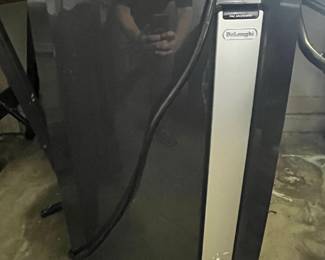 De'Longhi Pinguino PAC AN110PE Portable Air Conditioner