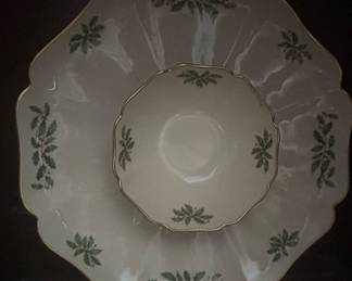 Lenox "Holiday Dimension" Chip and Dip Set