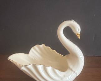 Lenox Porcelain Swan Dish with 24K Gold Trim