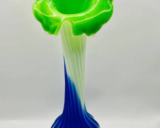13” Sculptural Calla Lily “Jack in the Pulpit” Vintage Glass Vase