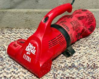 Dirt Devil Handheld Vacuum Model 08230 — Works
