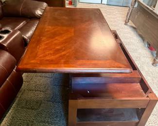 Lifting Coffee Table