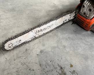Husqvarna 455 Rancher Chainsaw With Replacement Chain And Ear Protection