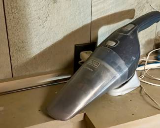 Black & Decker Handheld Vacuum-works
