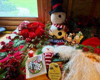 Christmas Decor Lot