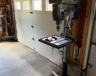 Central Machinery 12-speed floor drill press (very Heavy)