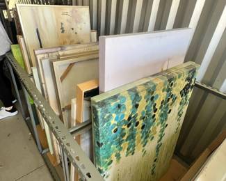 Over 300 paintings, canvas prints and more wall art in every size, style and color