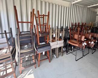 Bar stools in all multiple colors, fabrics, wood, metal, leather, fabric...