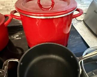 Rachael Ray Create Delicious qt. Enamel Stock Pot with Lid and Nonstick Pot