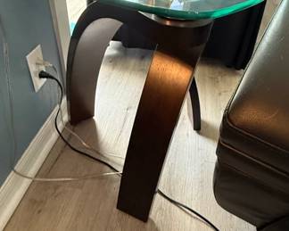 Magnussen Home Allure Collection Oval End Table