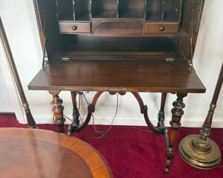 Kittinger secretary desk