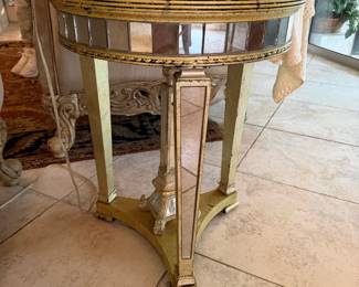 #37 - $220 - Set of 2 Mirrored top and legs side tables 19Wx26T