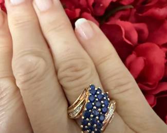 #13 - $425 - Sapphires & diam ring 10kt yellow gold - size 7 - 5.3gr