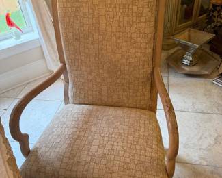 43B - $250 - Set of dining chairs 2 arms - 4 chairs buy with table $1,000
