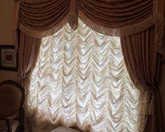 #68A - $400 - Curtain ensemble taupe & cream damask leaves x2 - 97x97
