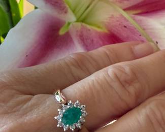 #6- $395 - Emerald & diamond ring 14kt yellow gold - size 7 - 2.7gr