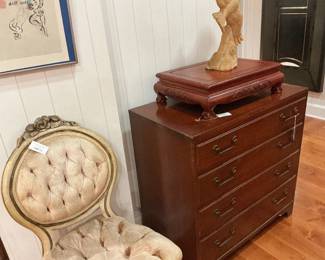 Vintage 4 Drawer Mahogany Small Dresser/ Chest