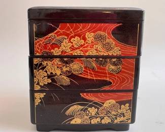 Vintage Japanese 3 tier stacking bento box featuring red and gold lacquer art