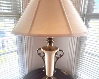 Mid century Hollywood Regency style table lamp