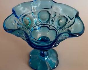 Vintage L. E. Smith compote dish with iconic 'moon and stars' design pattern